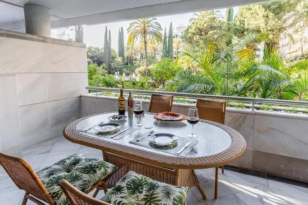 Apartment 1St Line Exclusive Apt In Heart Of The Golden Mile Marbella